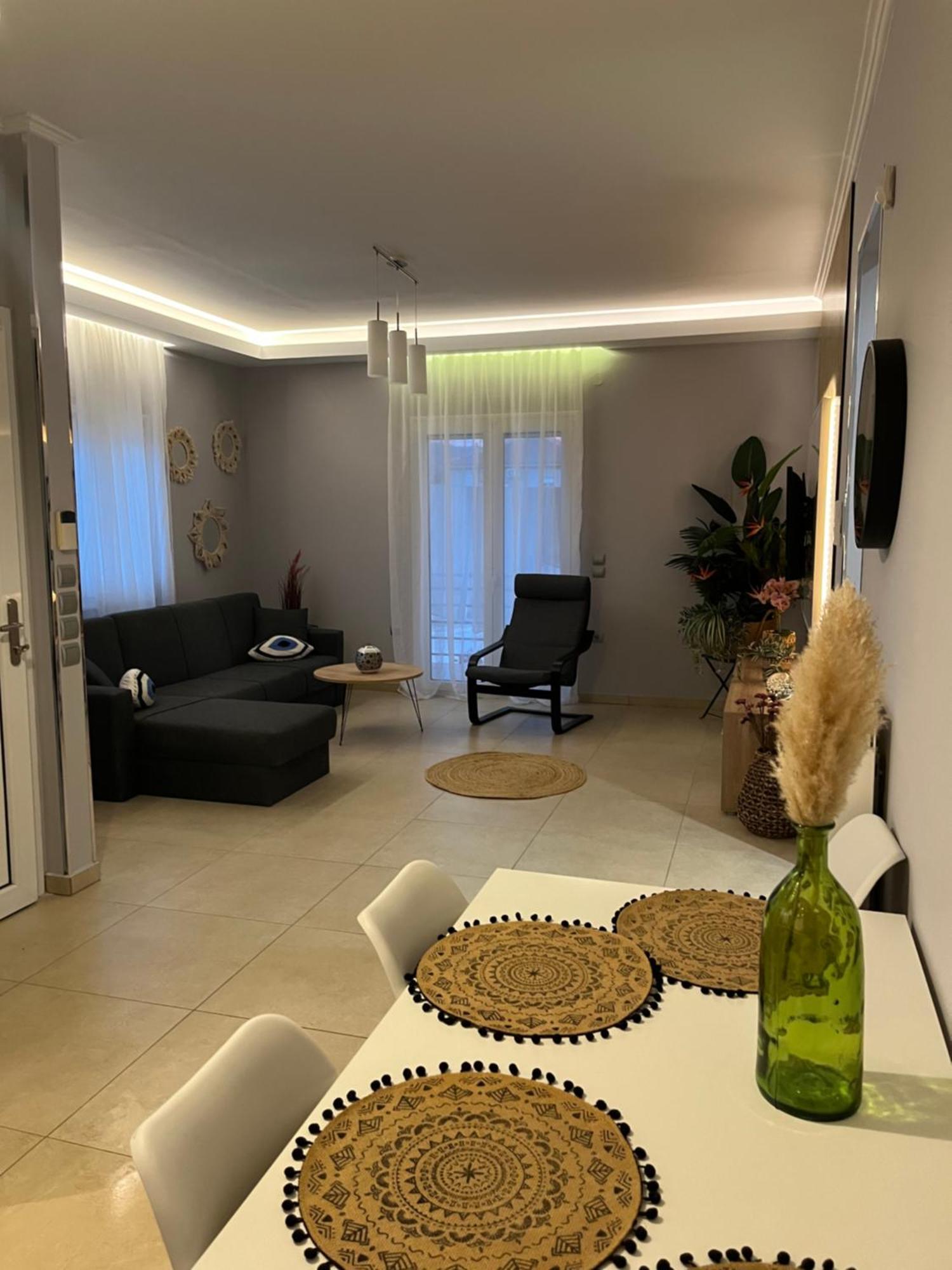 Villa Elli Choika Bagian luar foto